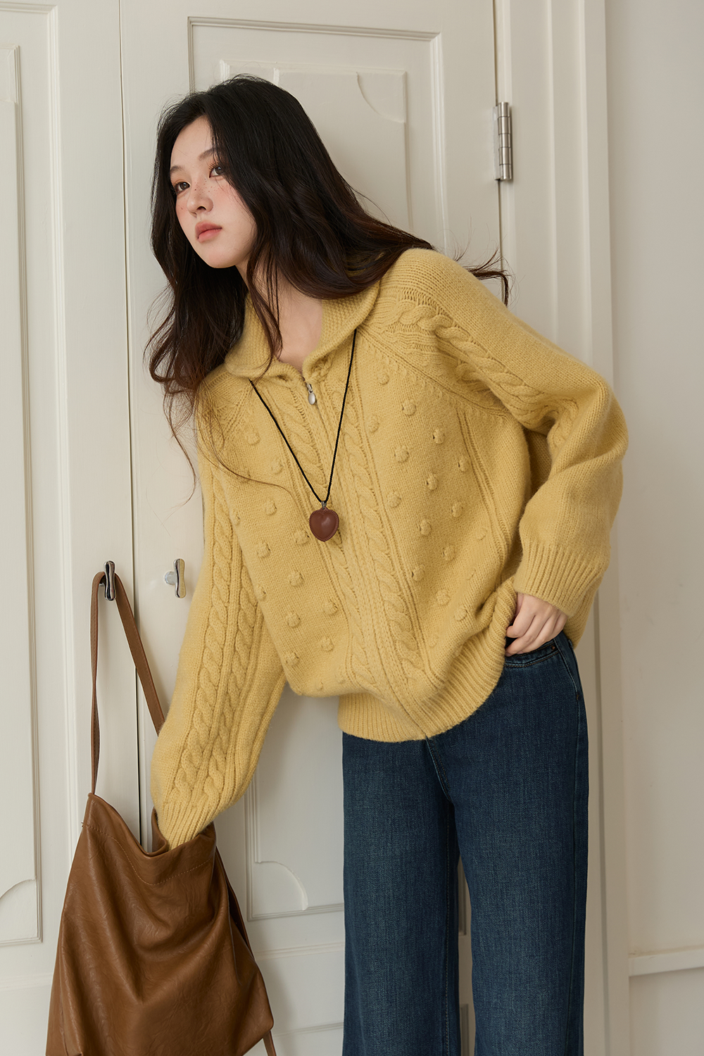 เสื้อถักสำหรับผู้หญิง