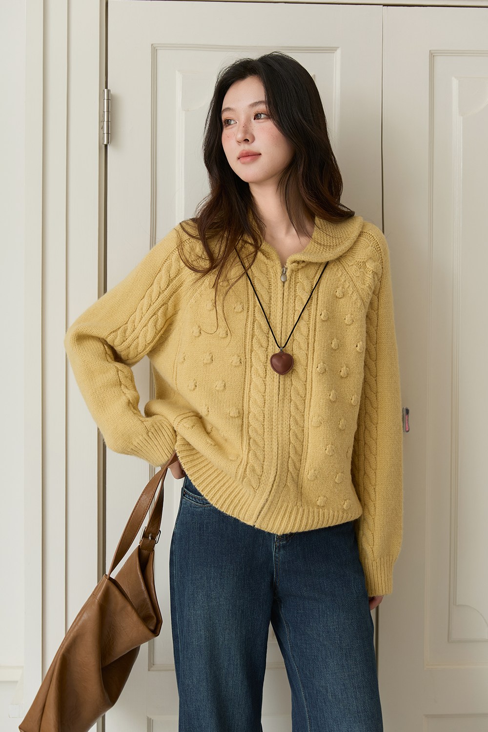 เสื้อถักสำหรับผู้หญิง