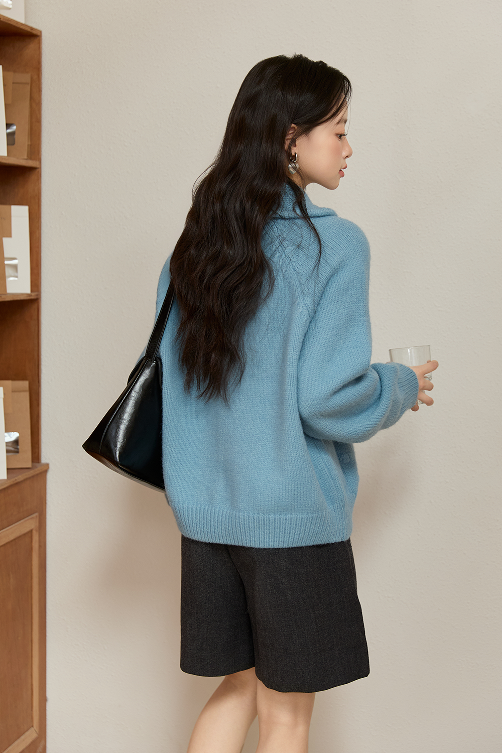 เสื้อถักสำหรับผู้หญิง