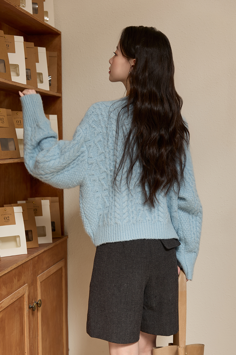 เสื้อถักสำหรับผู้หญิง