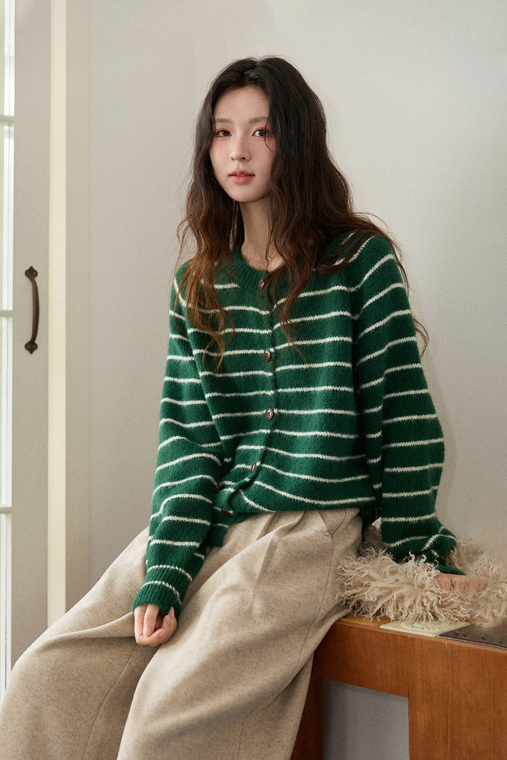 เสื้อถักสำหรับผู้หญิง