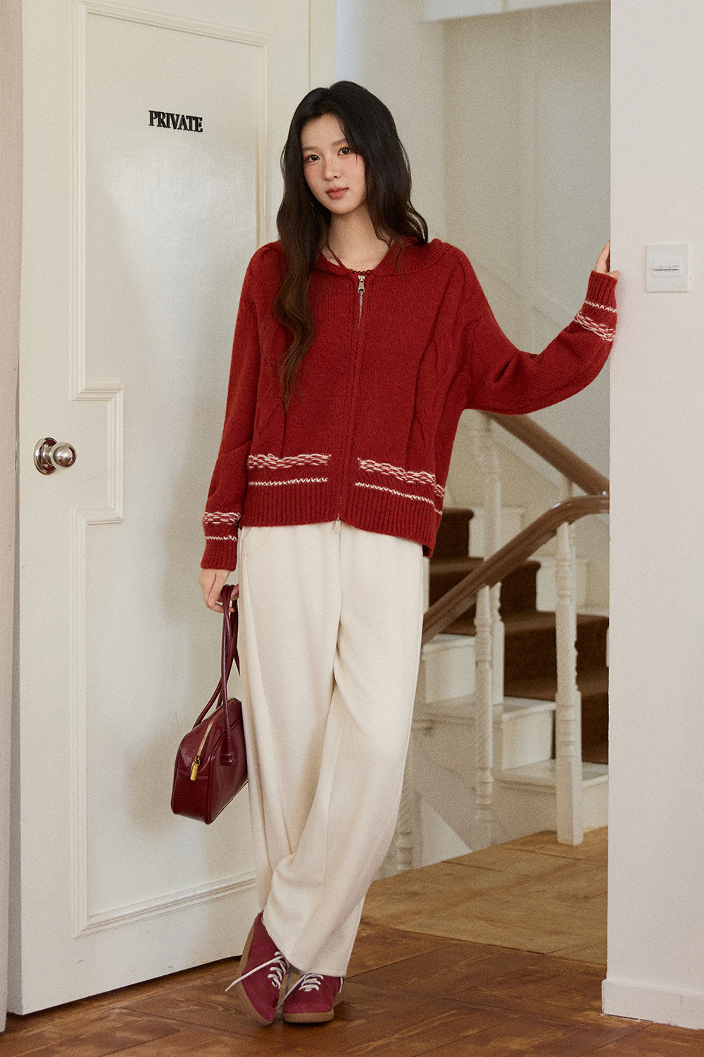 เสื้อถักสำหรับผู้หญิง