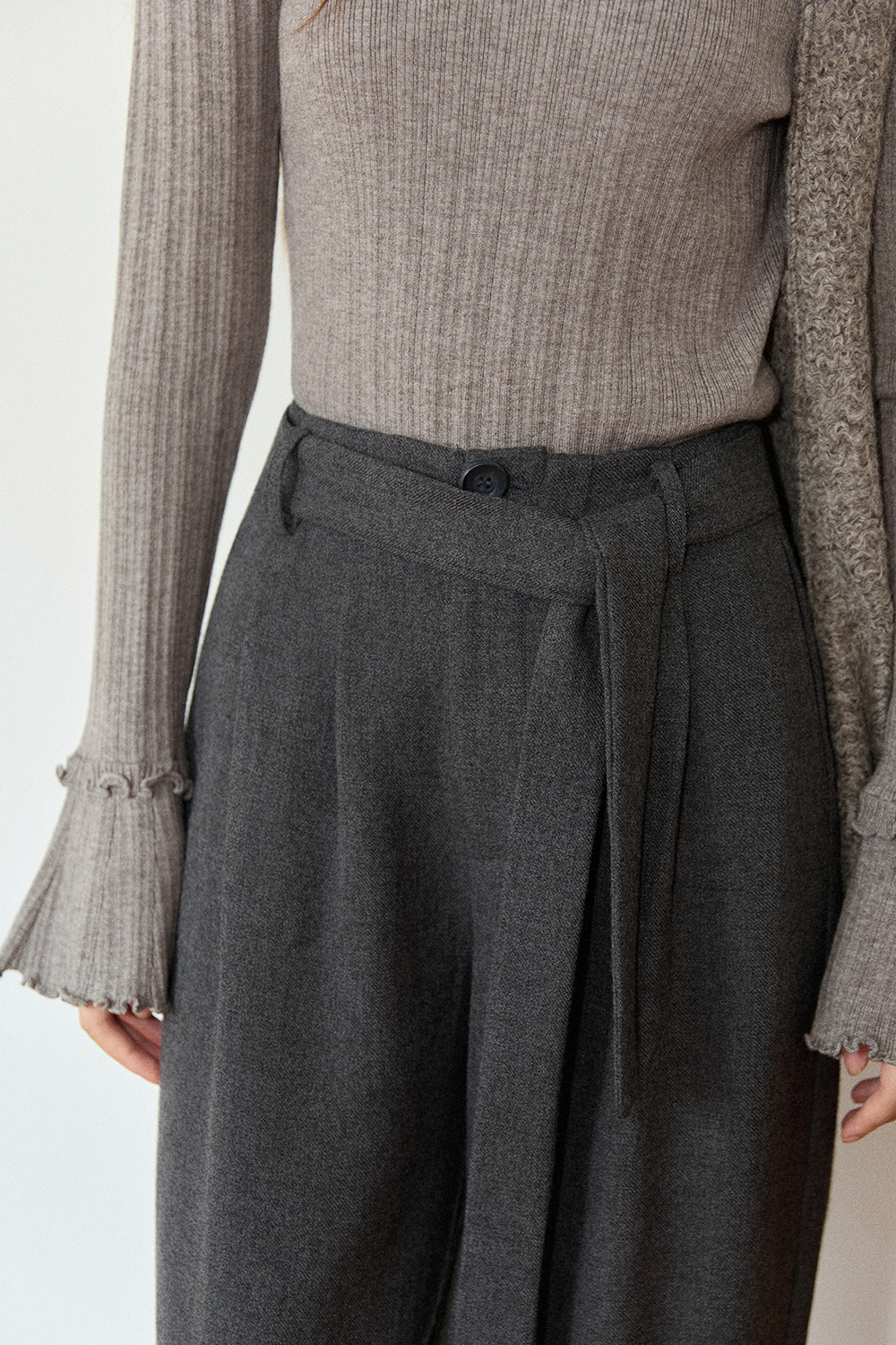 Celana Kaki Lebar untuk Wanita