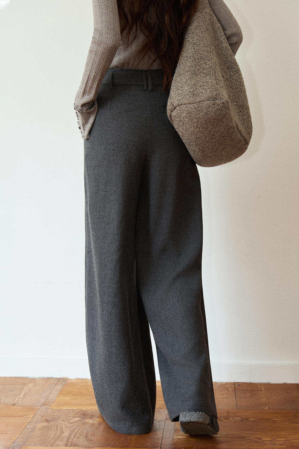 Celana Kaki Lebar untuk Wanita