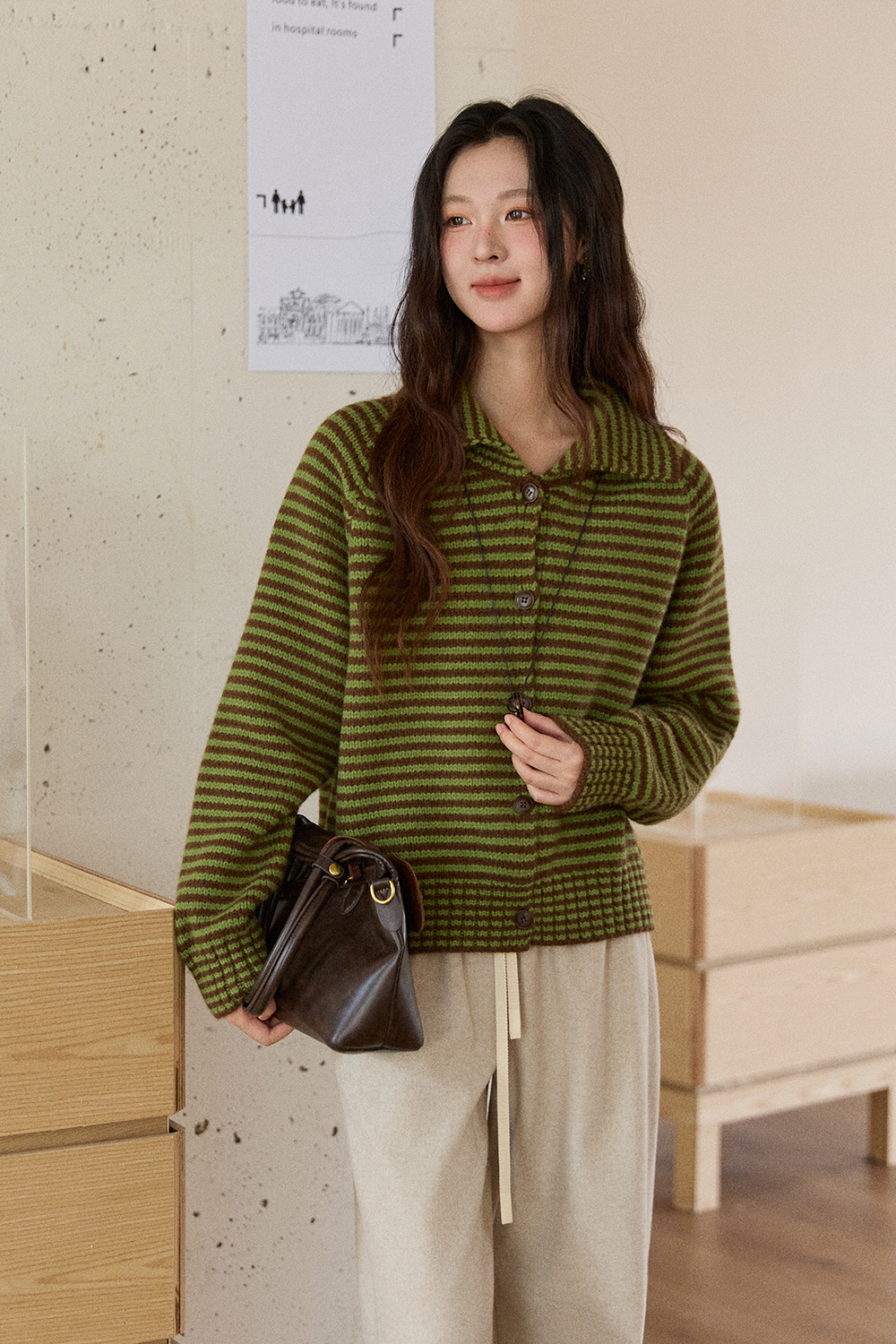 เสื้อถักสำหรับผู้หญิง