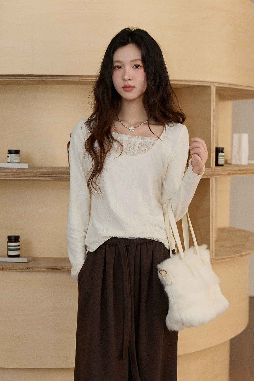 เสื้อเบลาส์สำหรับผู้หญิง