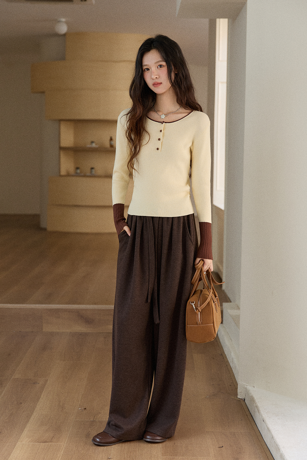 เสื้อถักสำหรับผู้หญิง