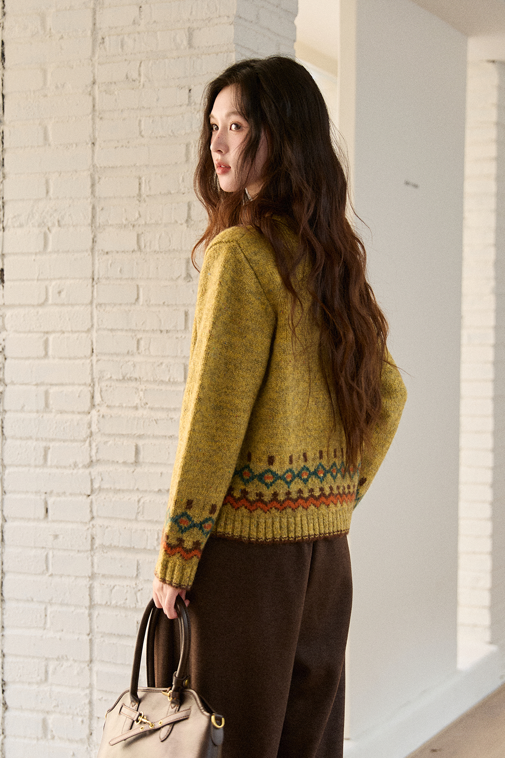 เสื้อถักสำหรับผู้หญิง