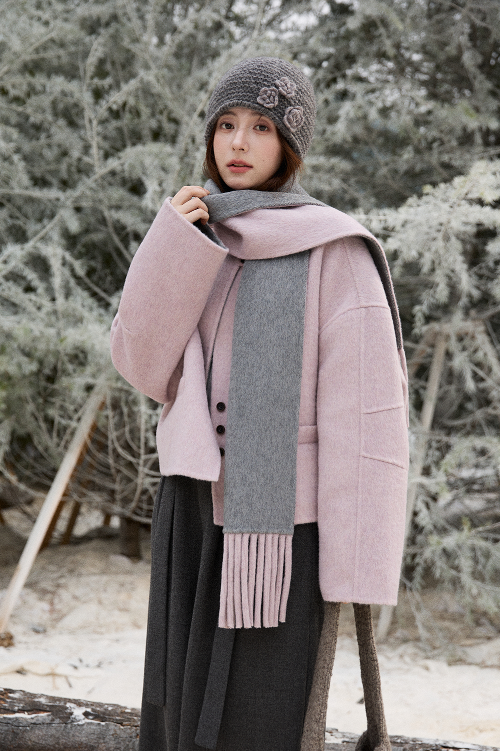 Áo khoác len + Khăn quàng cổ cho nữ