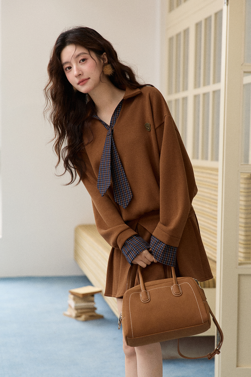 ชุดเสื้อและกระโปรง