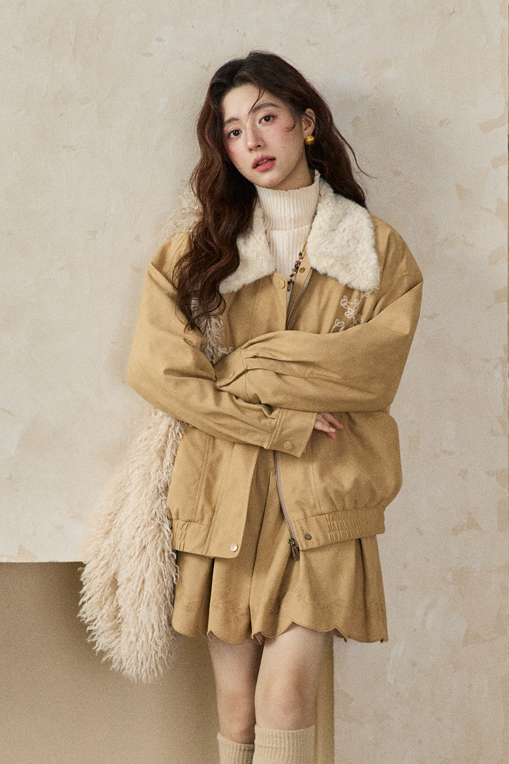 ชุดเสื้อโค้ตและกระโปรงขายแยกกัน