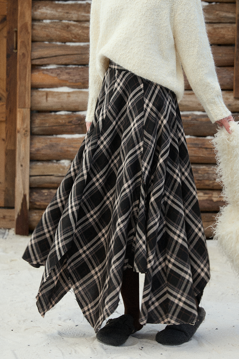 Rok Maxi untuk Wanita