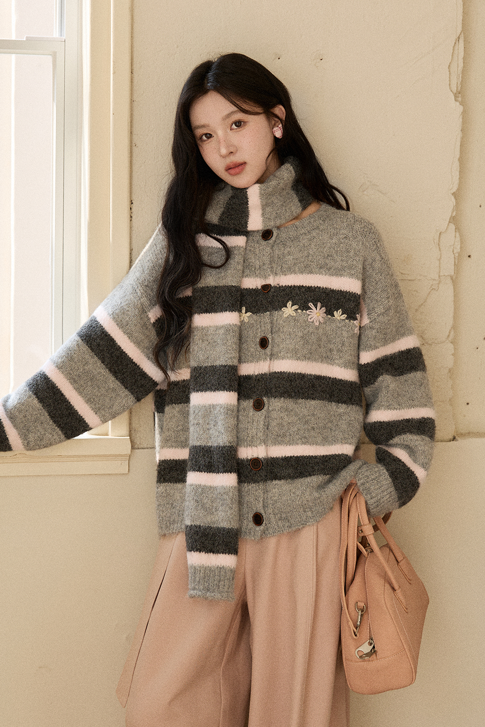 เสื้อถักสำหรับผู้หญิง