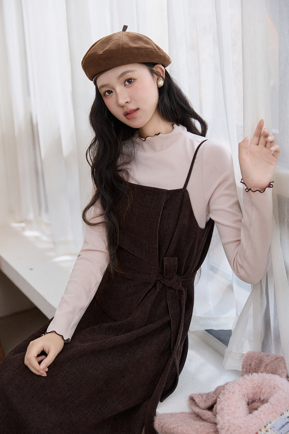 Gaun Tali Spaghetti untuk Wanita