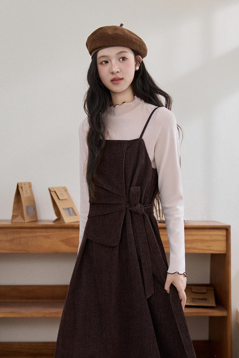 Gaun Tali Spaghetti untuk Wanita