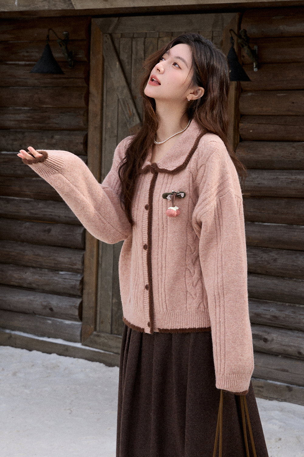 Knit Shirt+Brooch for Women