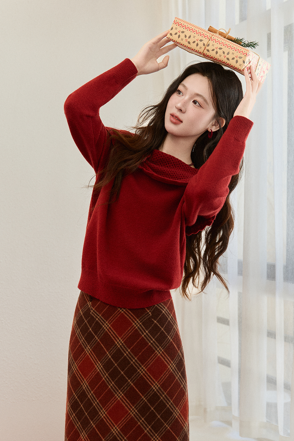 女性のためのニットシャツ