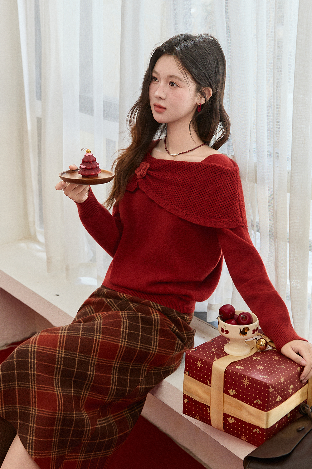 女性のためのニットシャツ