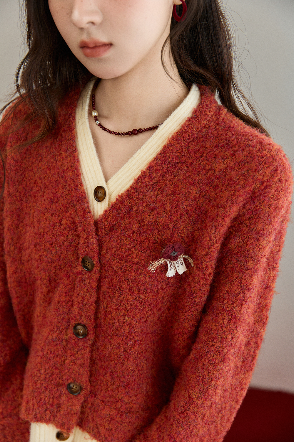 Knit Shirt+Brooch for Women