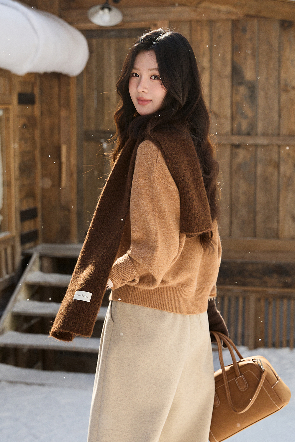 เสื้อถักสำหรับผู้หญิง