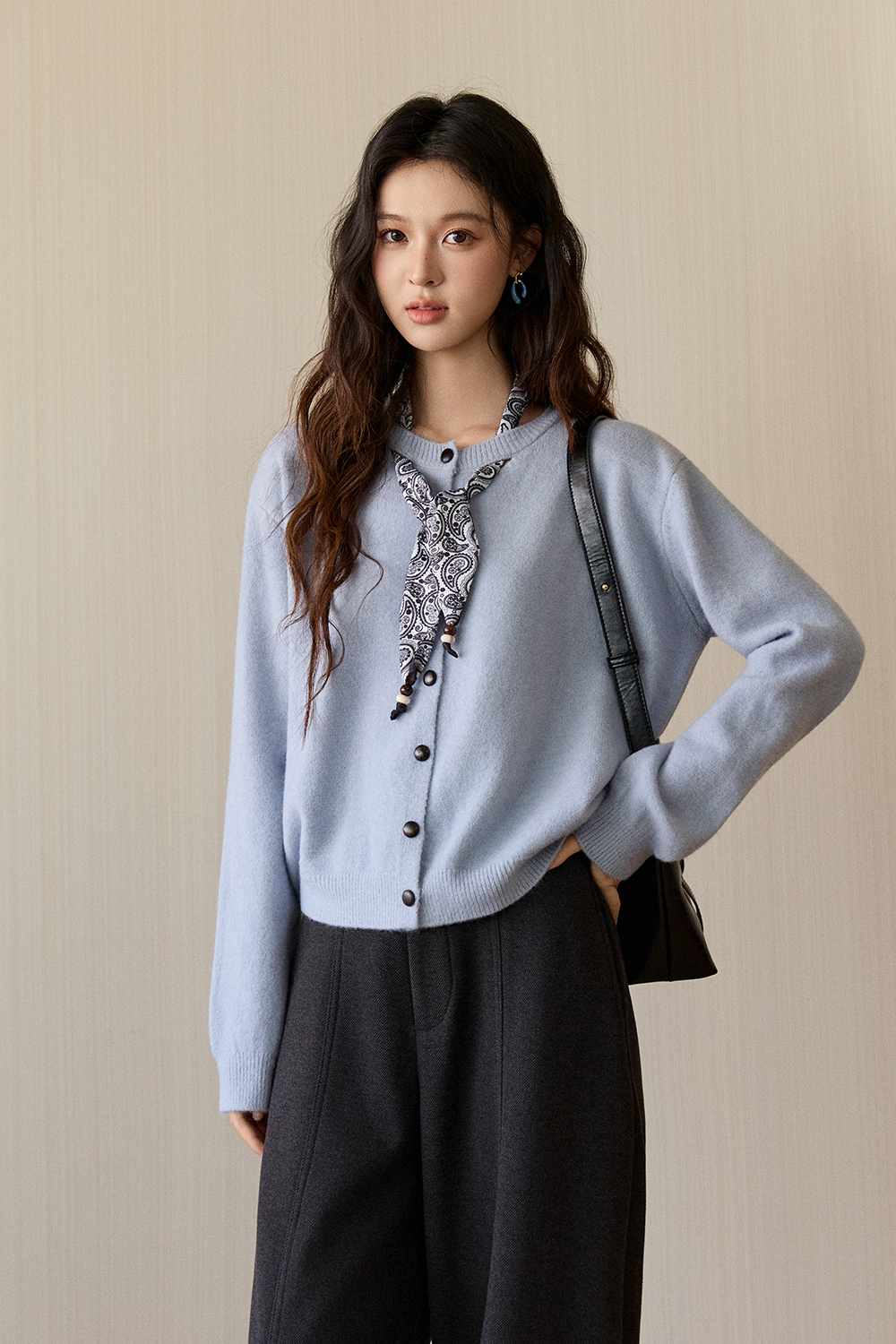 Knit Shirt+Silk Scarf for Women