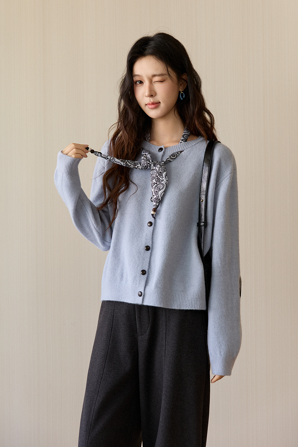 Knit Shirt+Silk Scarf for Women