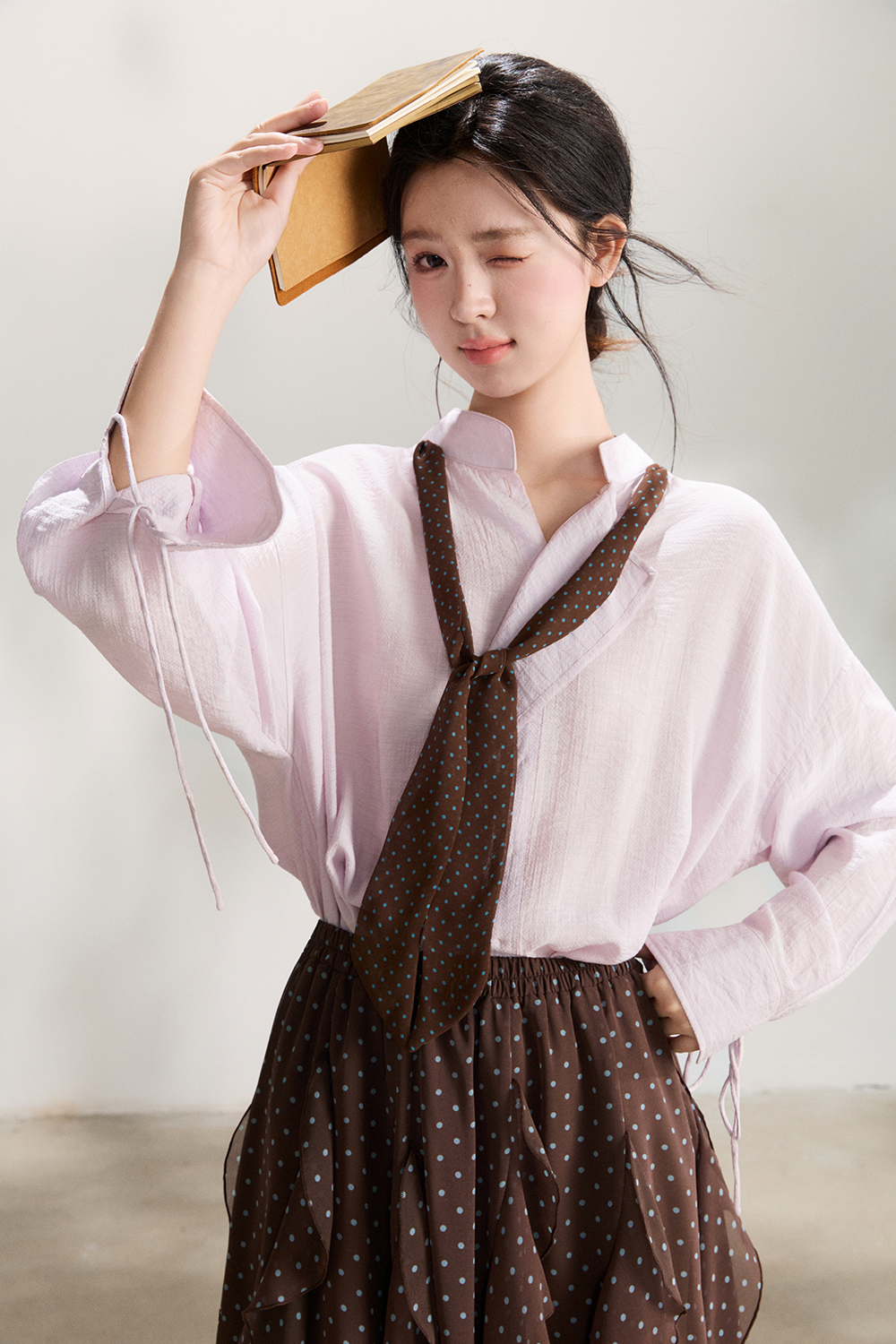 เสื้อ blouses + ผ้าพันคอไหมสำหรับผู้หญิง