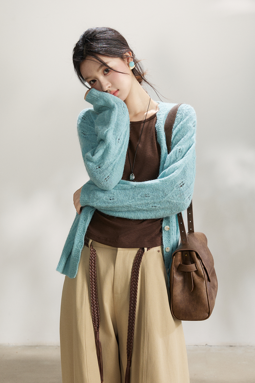 Cardigan Rajut untuk Wanita