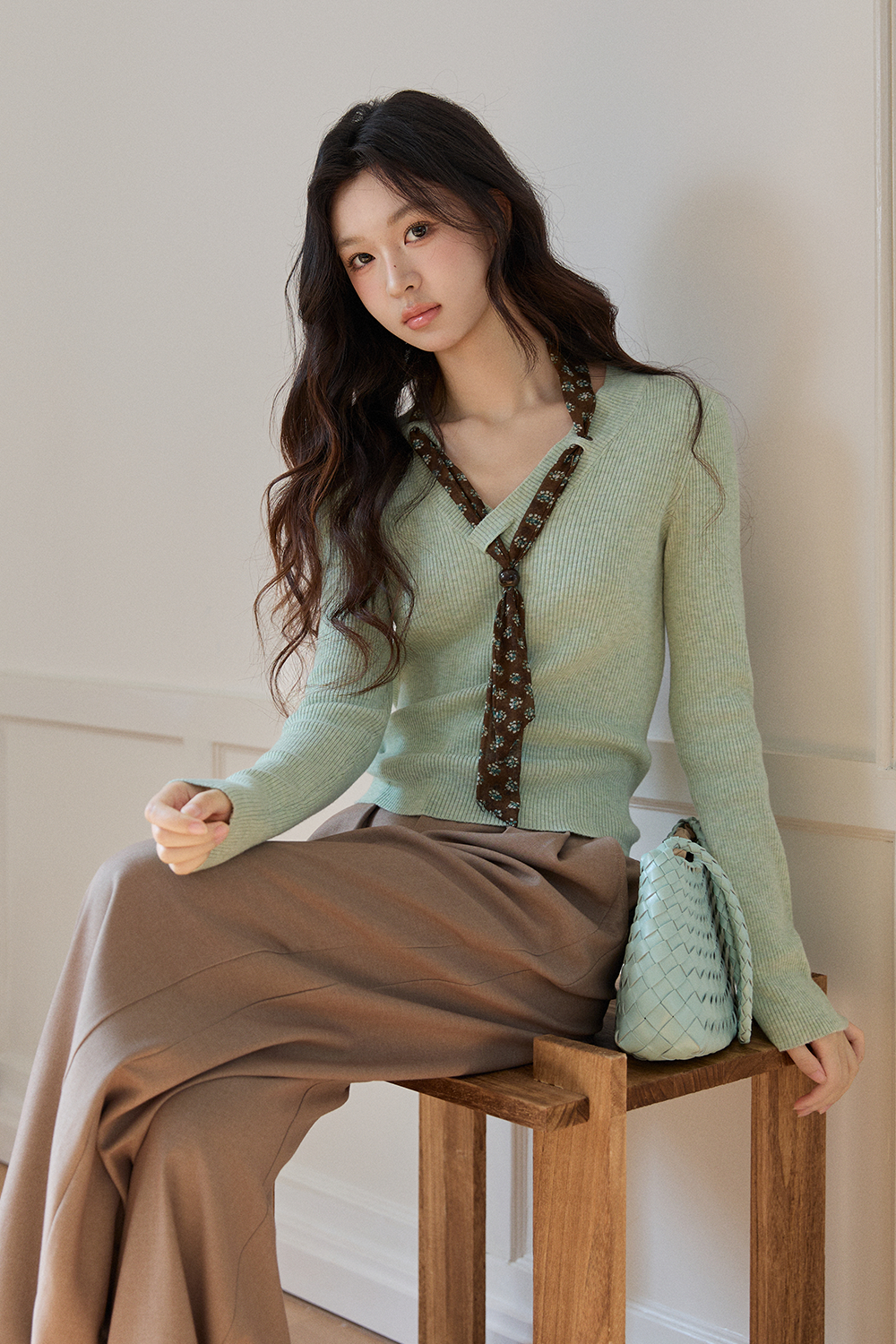 Knit Shirt+Silk Scarf for Women