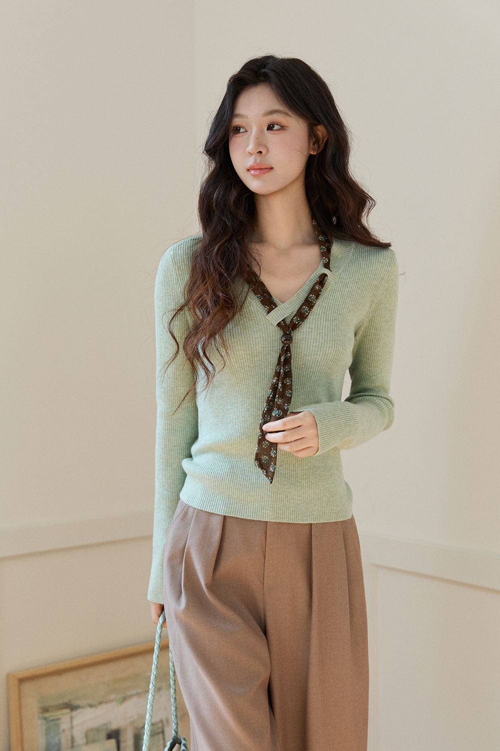 Knit Shirt+Silk Scarf for Women