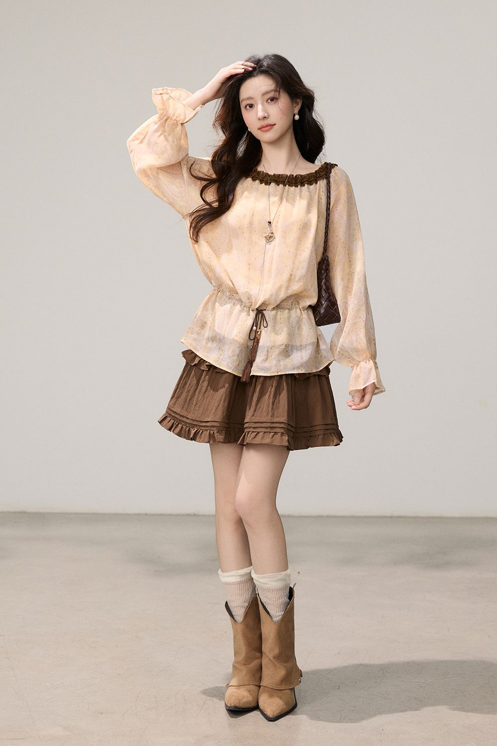 เสื้อเบลาส์สำหรับผู้หญิง