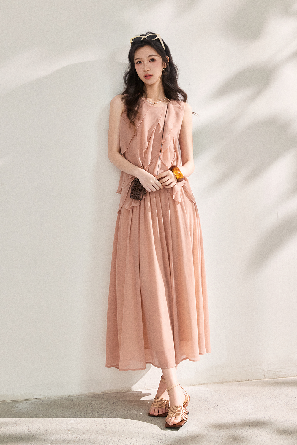 女性用ブラウスとスカートのセット+バッグ