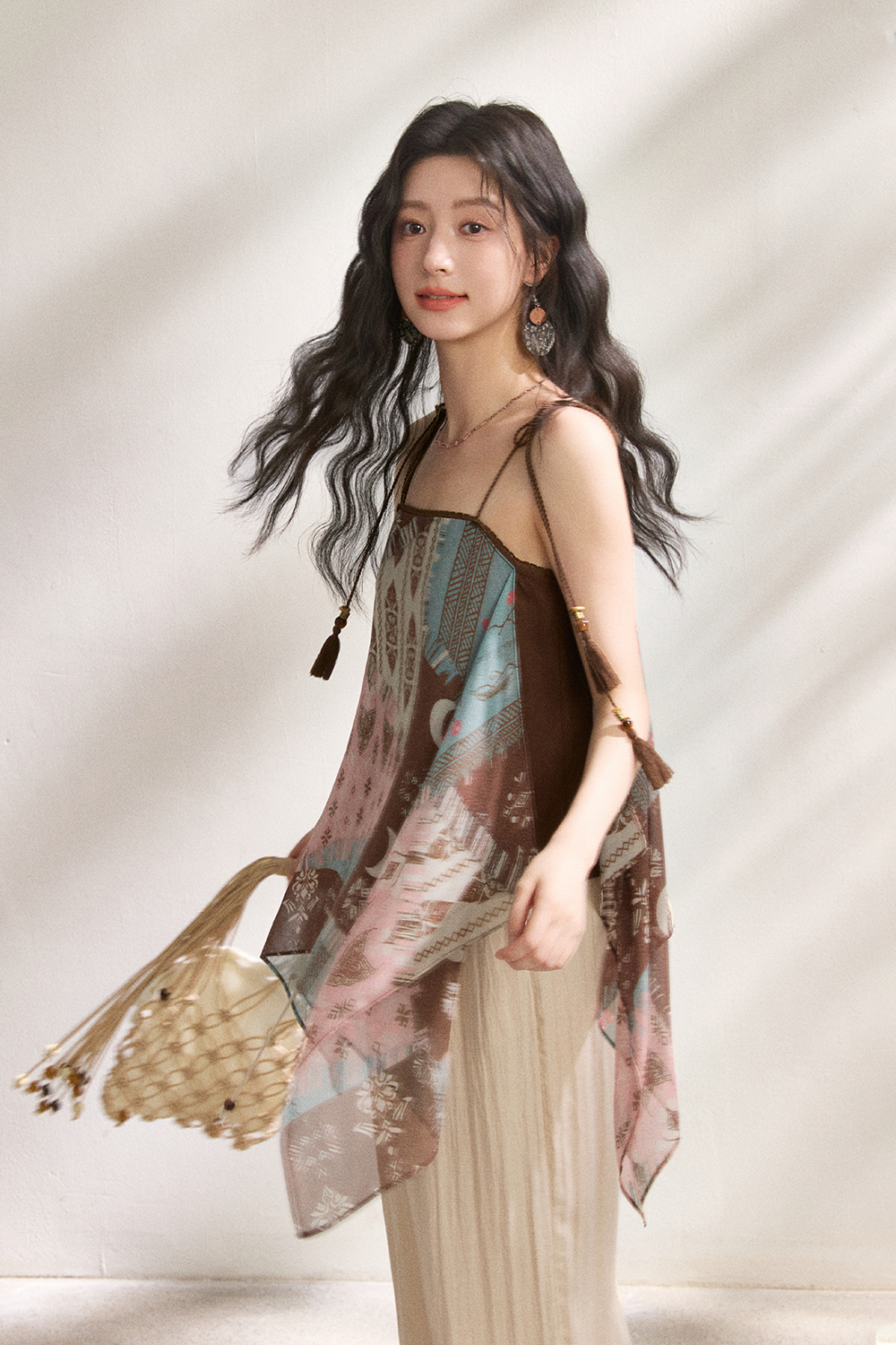 Áo dây mảnh dành cho nữ