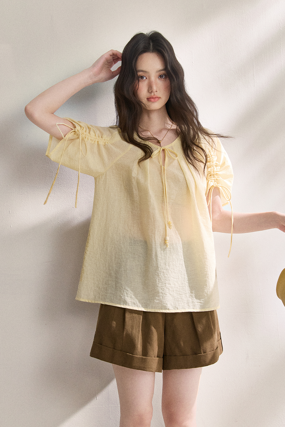เสื้อเบลาส์สำหรับผู้หญิง