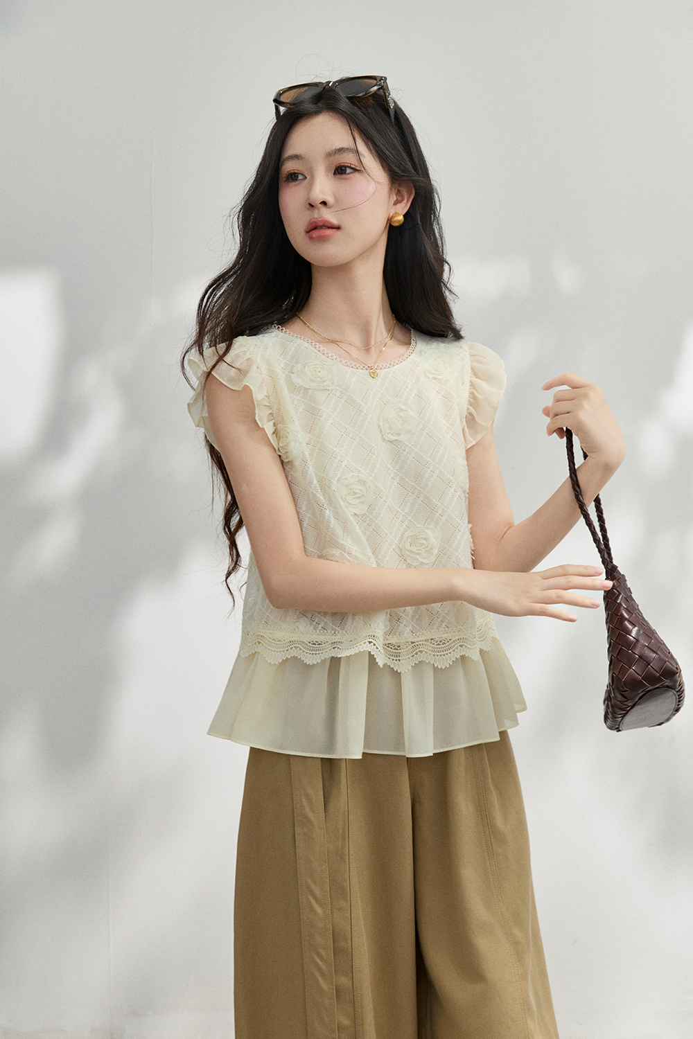 เสื้อเบลาส์สำหรับผู้หญิง
