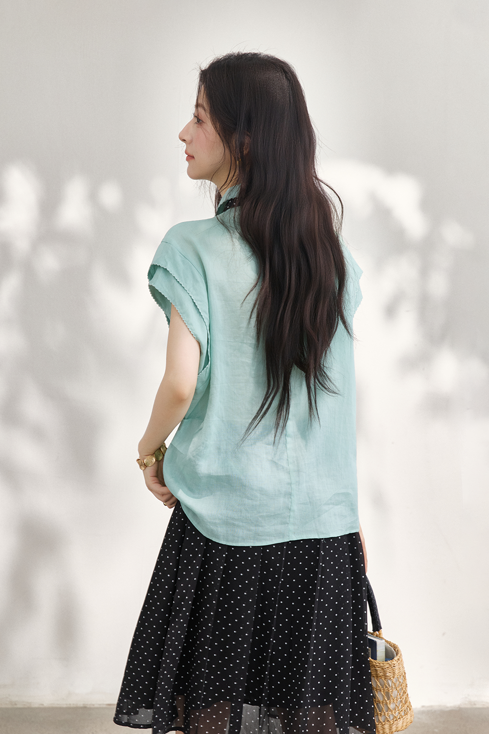女性用シャツ+シルクスカーフ
