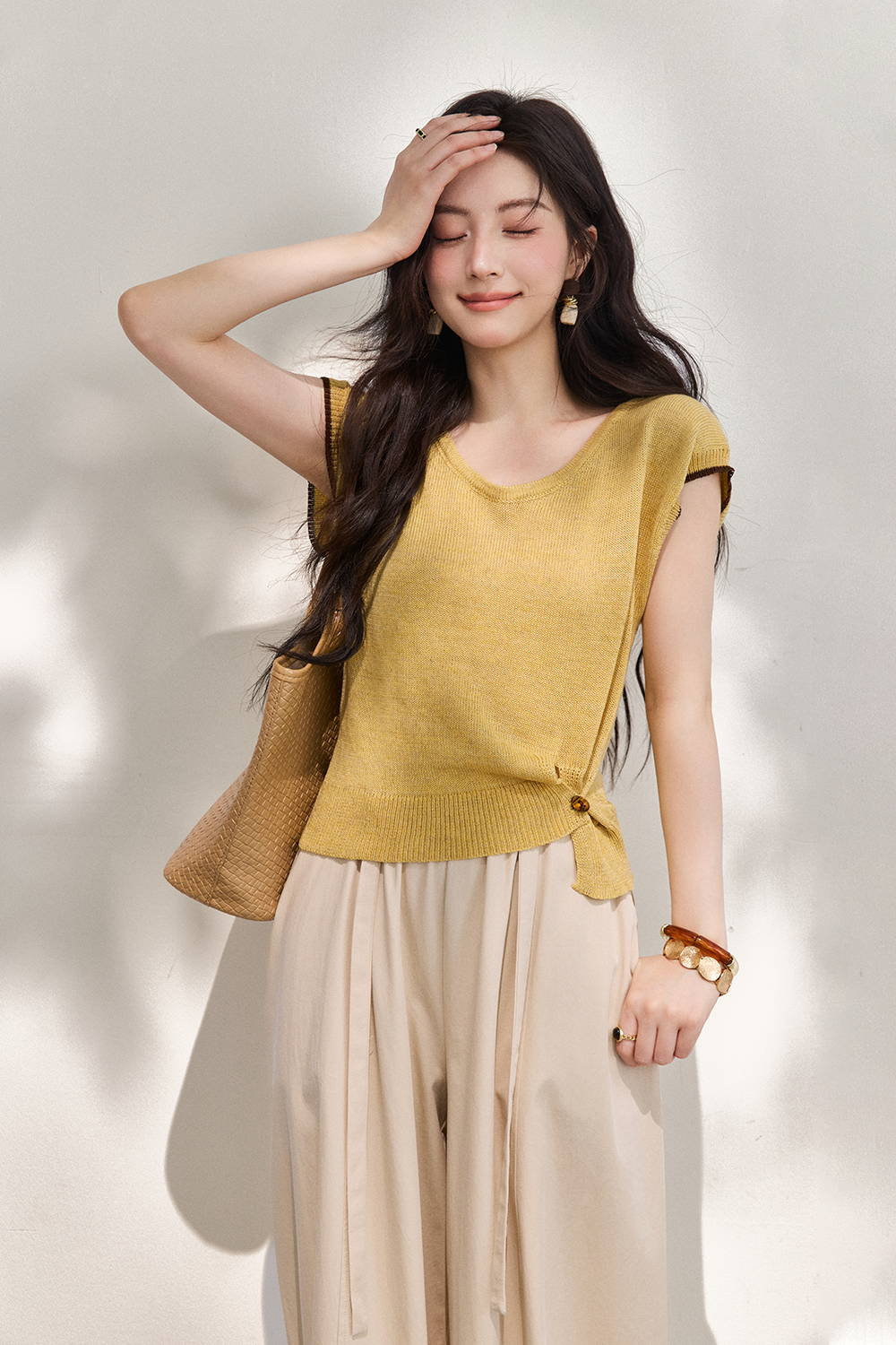 เสื้อยืดถักสำหรับผู้หญิง