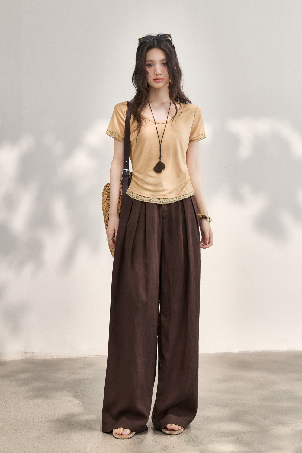T-shirt for Women+Necklace