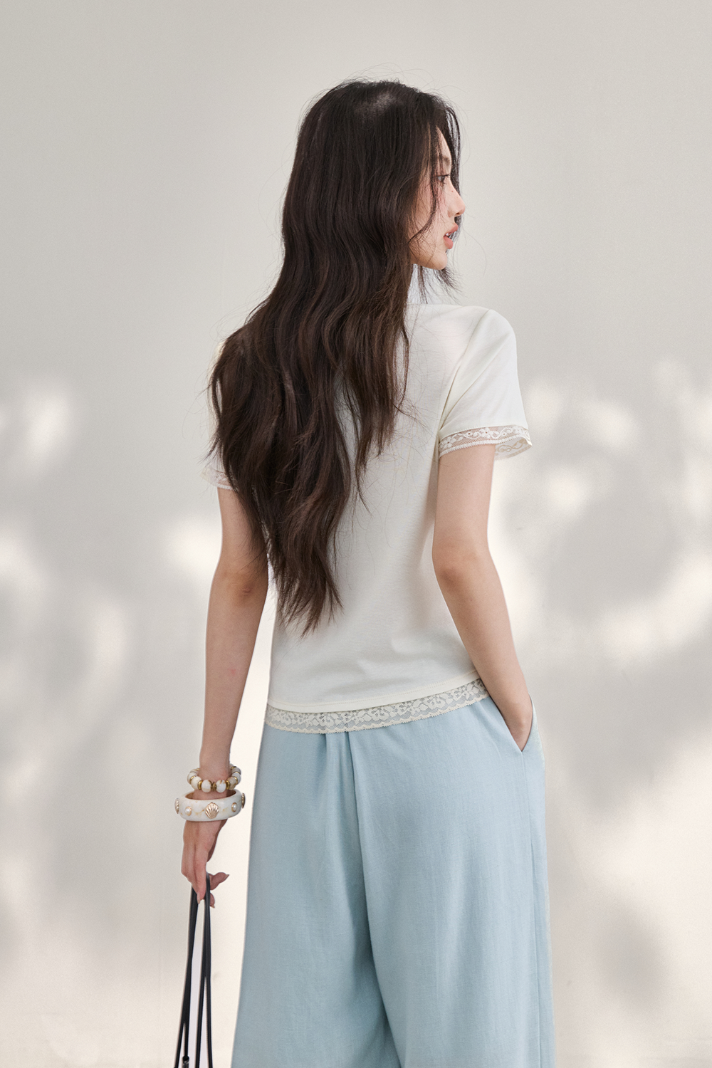 T-shirt for Women+Necklace