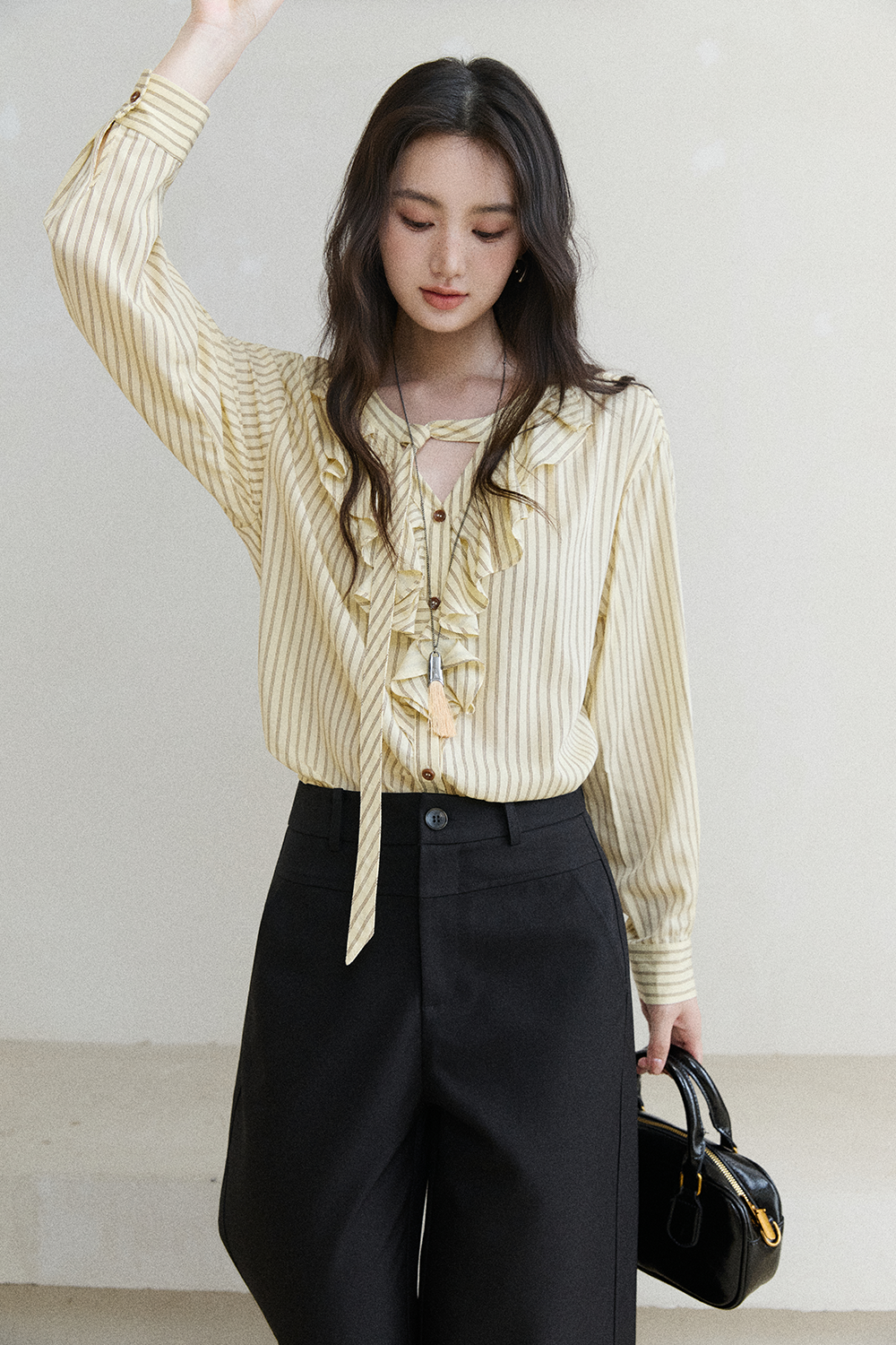 女性用シャツ