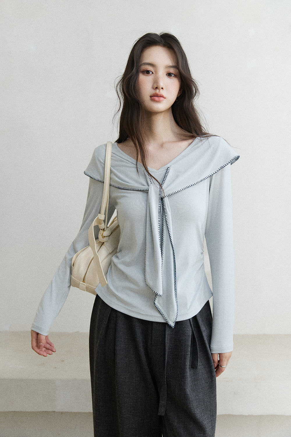女性のための長袖Tシャツ