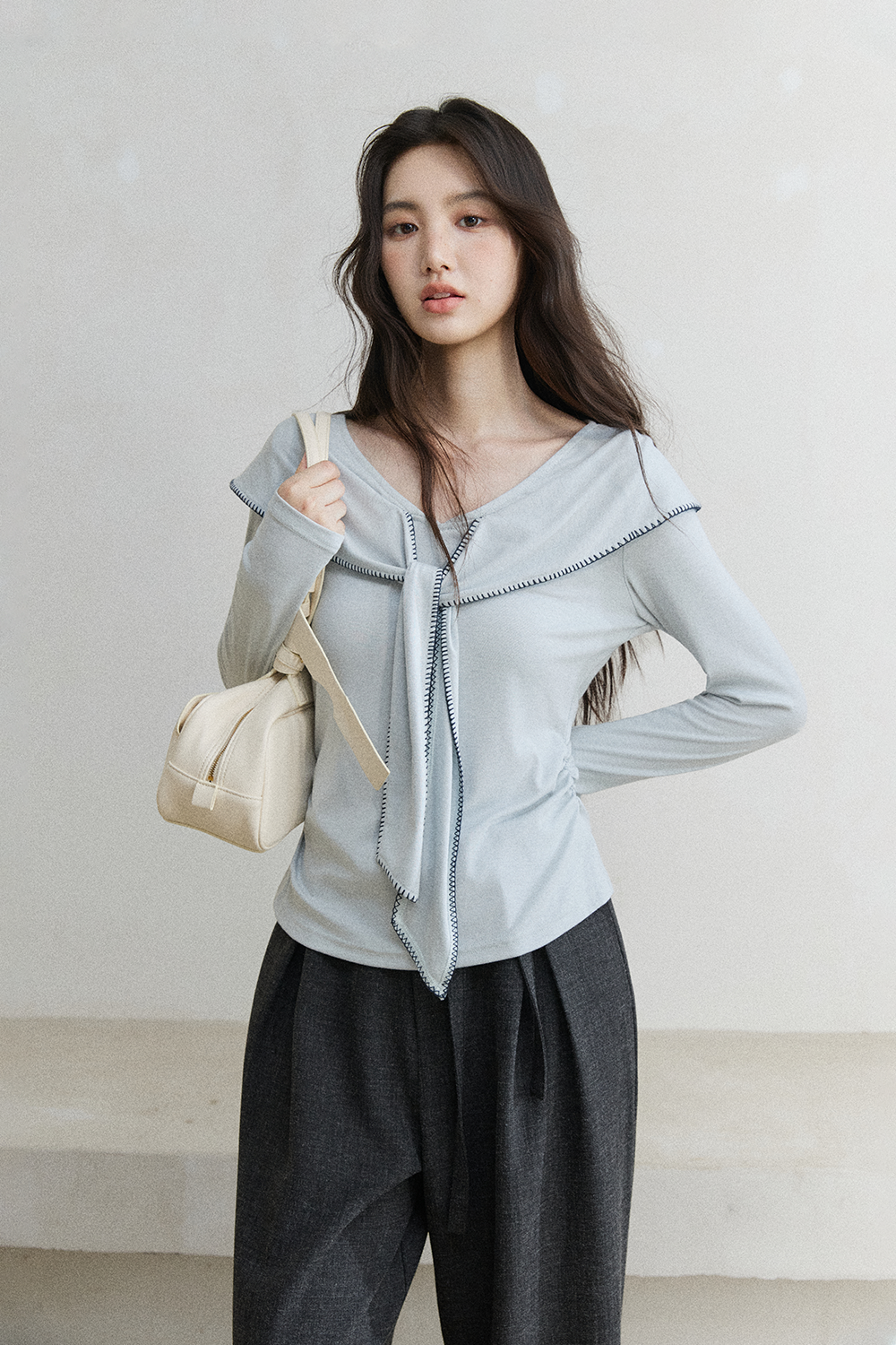 女性のための長袖Tシャツ