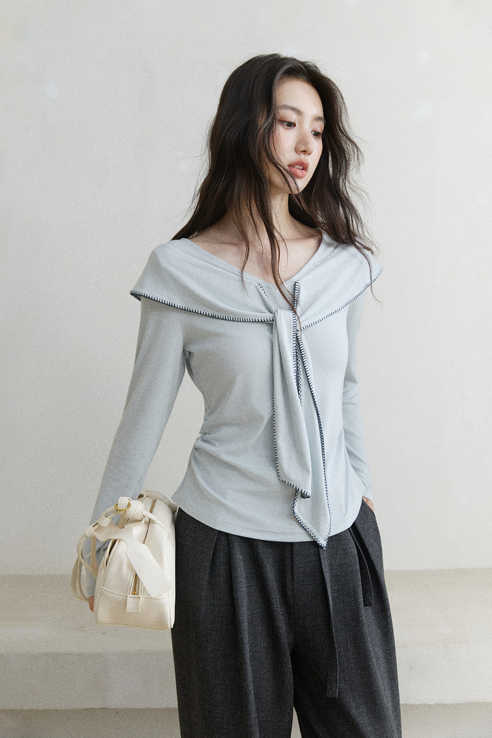 女性のための長袖Tシャツ