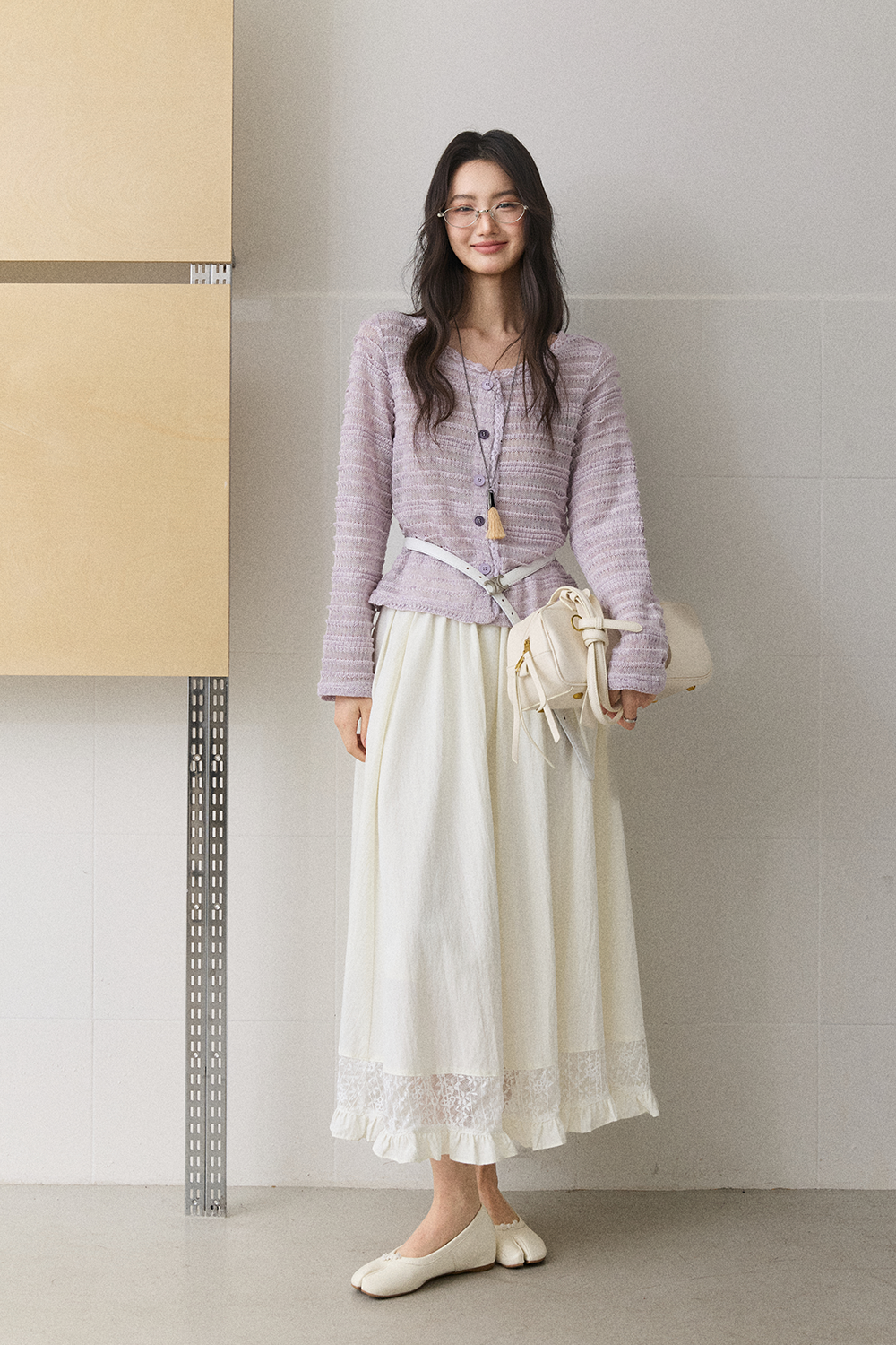 女性のためのニットシャツ