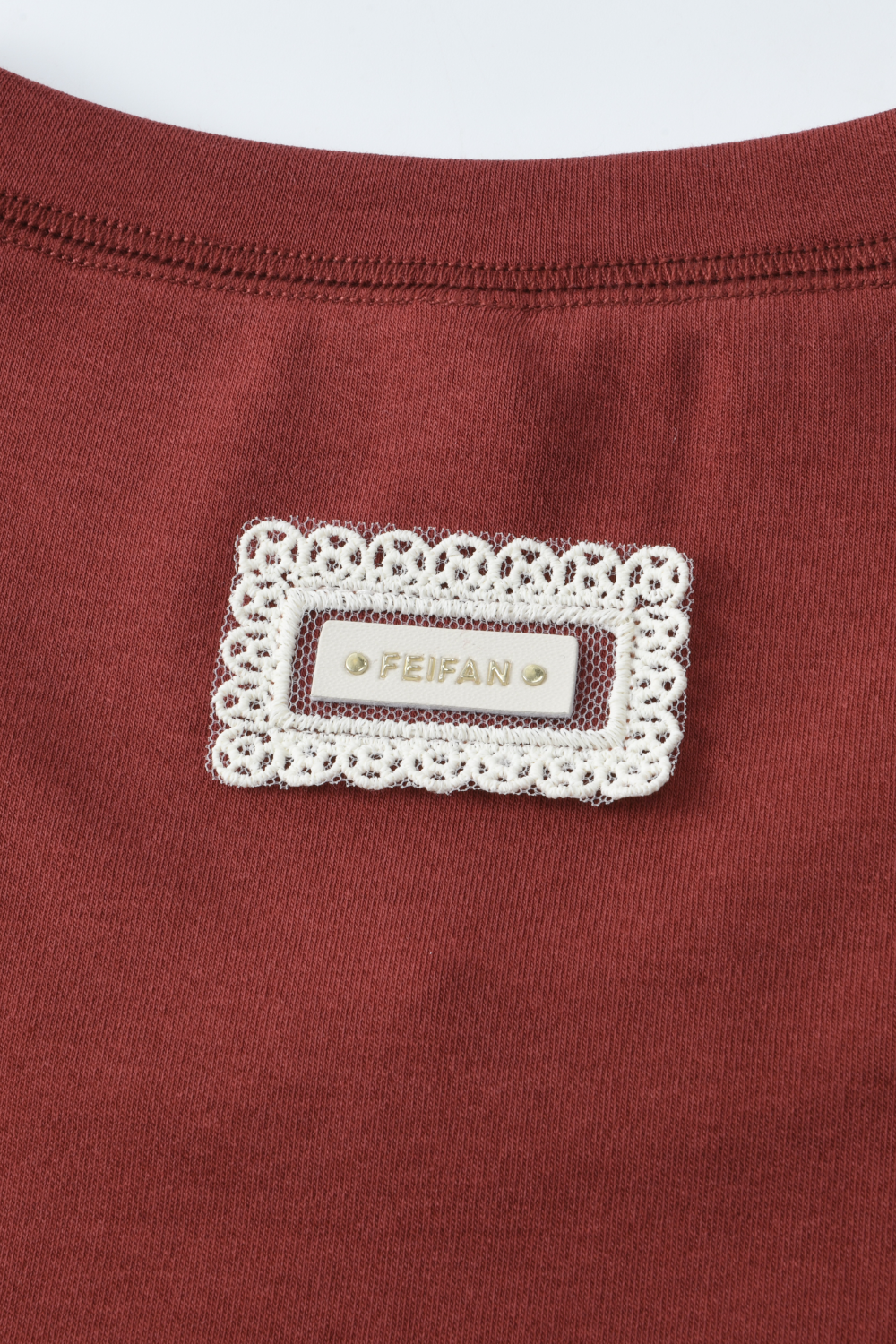 T-shirt untuk Wanita