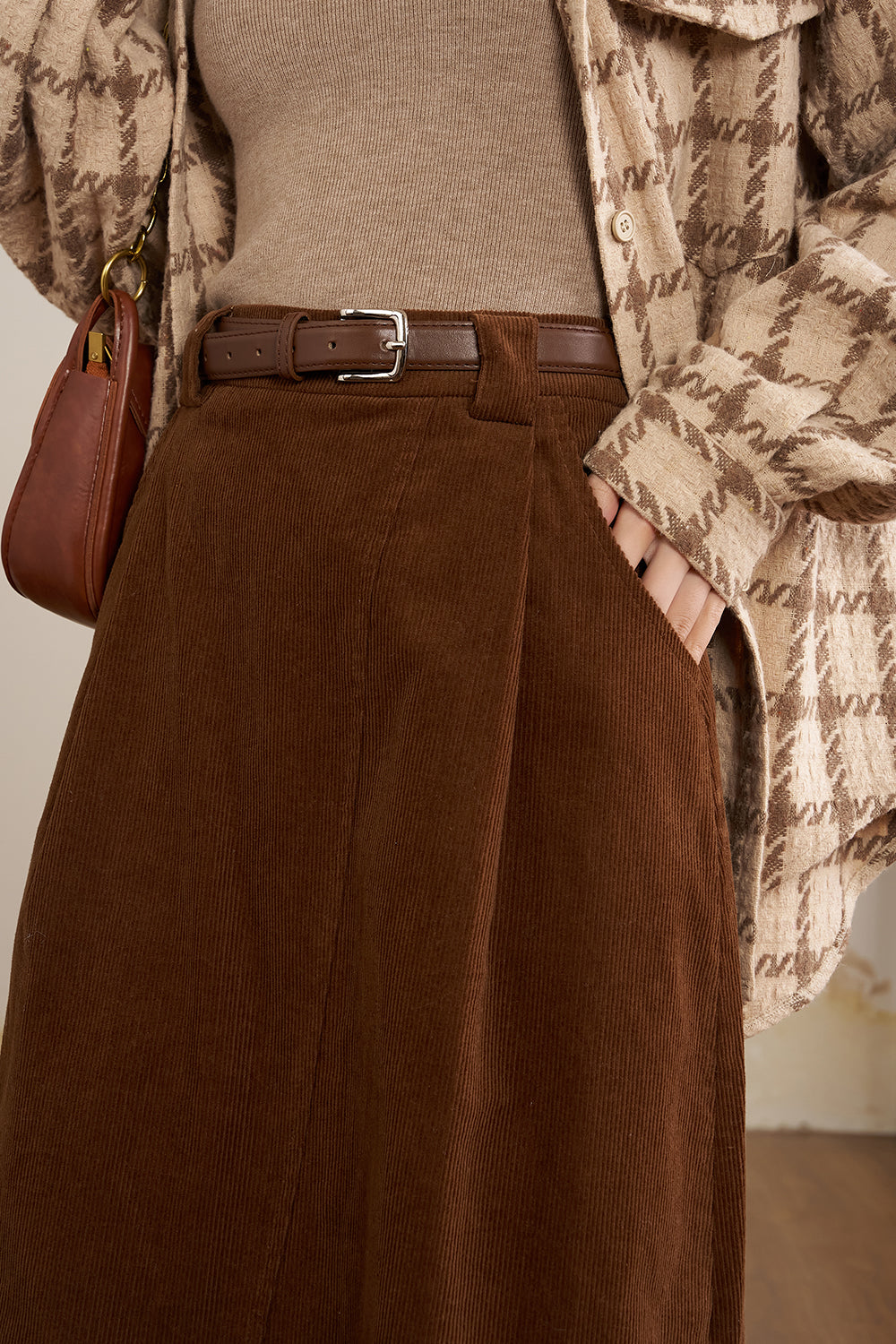 กระโปรงยาวทรงเอสำหรับผู้หญิง