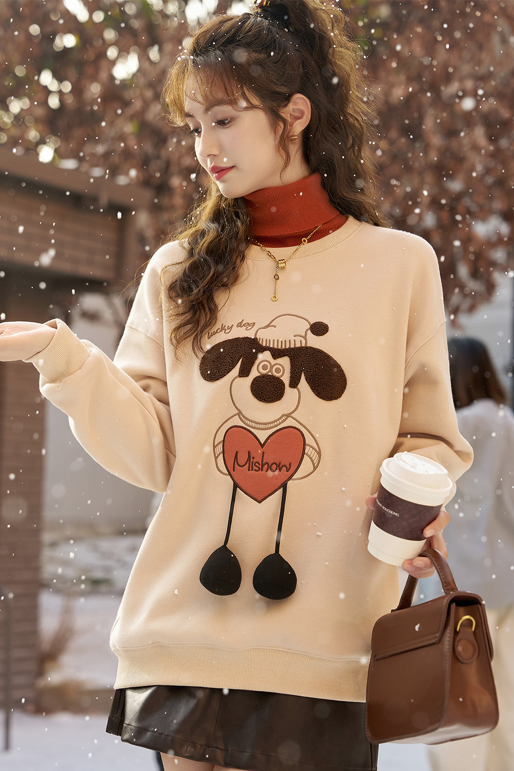 女性のためのスウェットシャツ