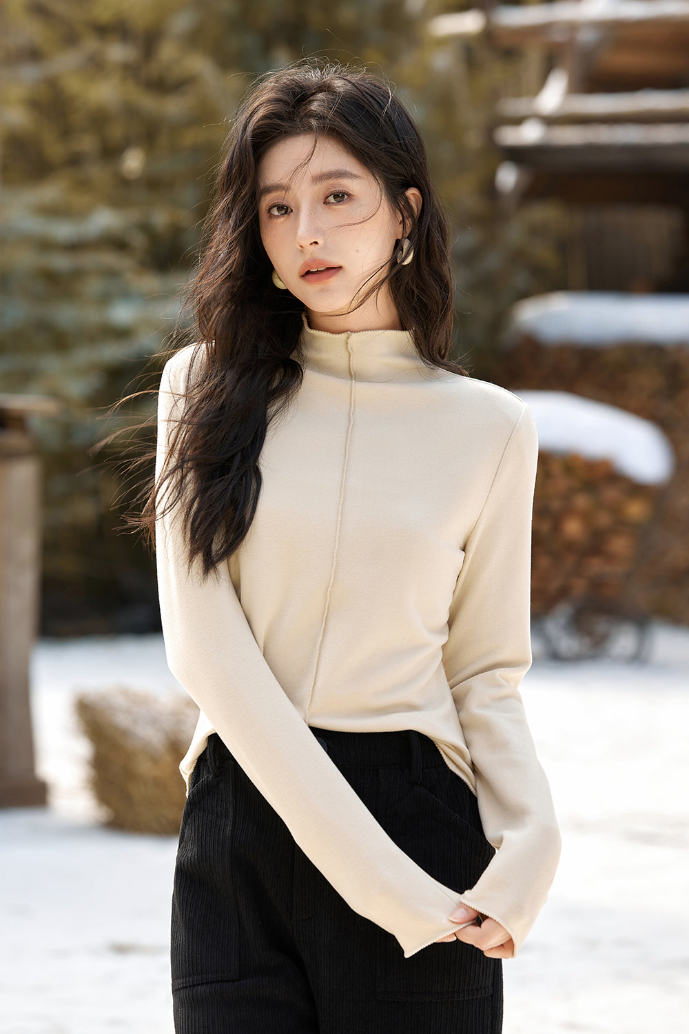 女性のためのニットボトミングシャツ