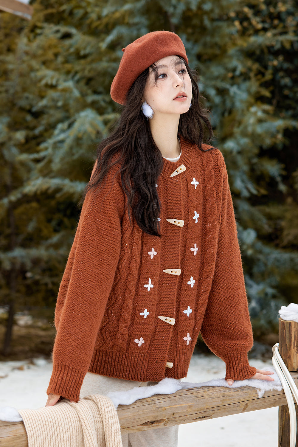 เสื้อถักสำหรับผู้หญิง