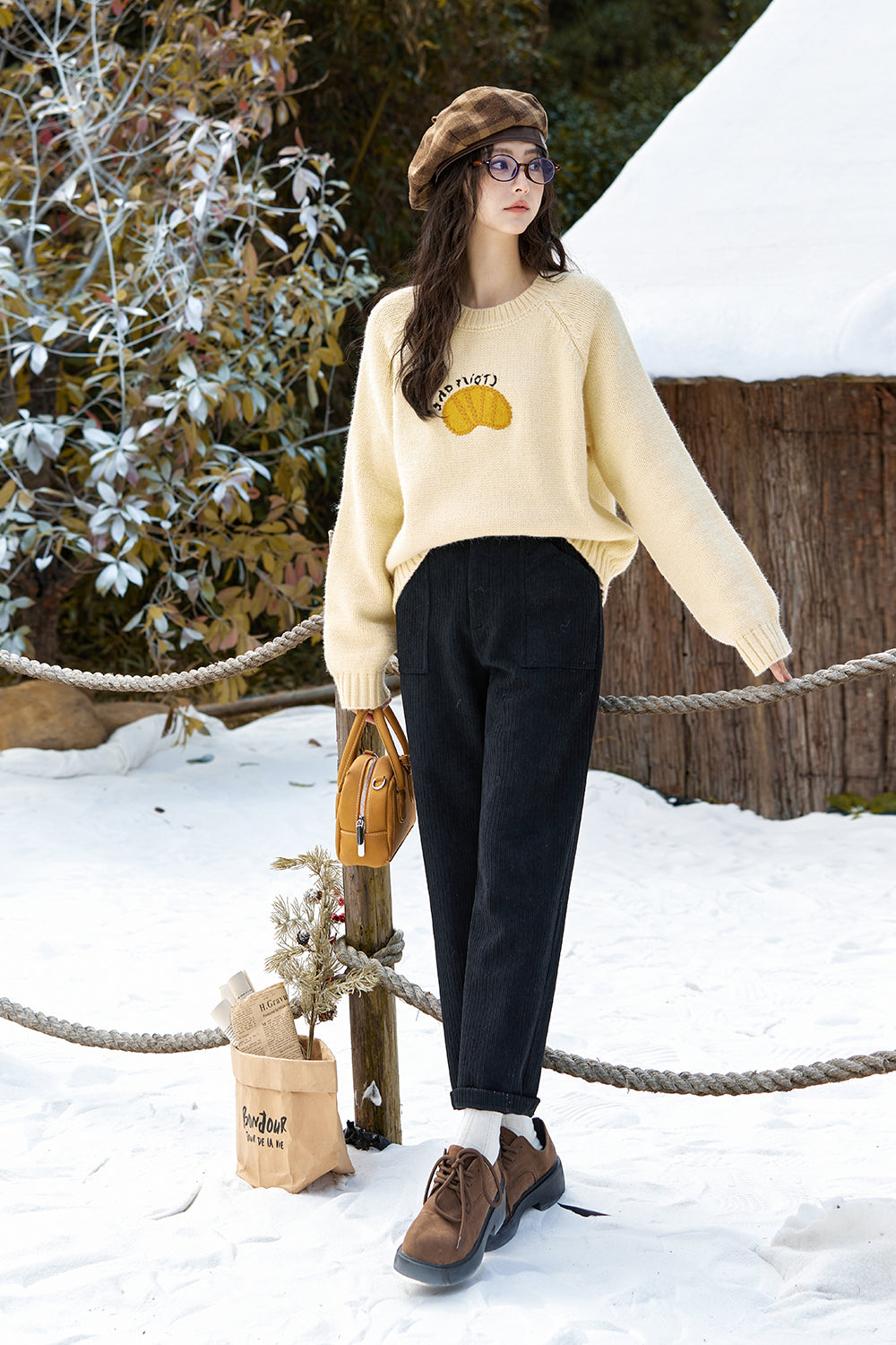 เสื้อถักสำหรับผู้หญิง